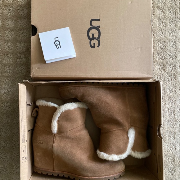 UGG Boots Shearling -Fair Condition - Picture 4 of 16